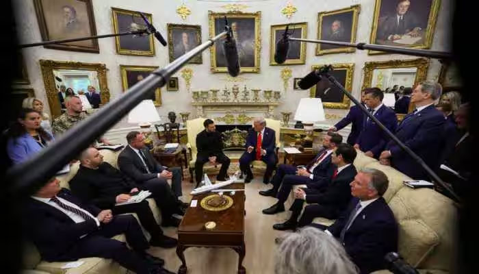 Trump Zelensky Meeting: ചർച്ച ഫലപ്രദം; രണ്ടാഴ്ചയ്ക്കുള്ളിൽ പുടിൻ സെലൻസ്കി ചർച്ച ഉണ്ടായേക്കാം: ട്രംപ് Trump Zelensky Meeting: ചർച്ച ഫലപ്രദം; രണ്ടാഴ്ചയ്ക്കുള്ളിൽ പുടിൻ സെലൻസ്കി ചർച്ച ഉണ്ടായേക്കാം: ട്രംപ്