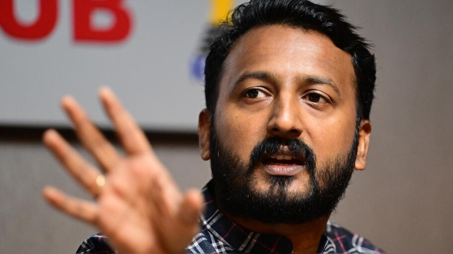 Rahul Mamkootathil: വ്യാജ തിരിച്ചറിയൽ കാർഡ് കേസില്‍ രാഹുല്‍ മാങ്കൂട്ടത്തിലിന് കുരുക്ക്; ക്രൈംബ്രാഞ്ച് ചോദ്യം ചെയ്യും, ഹാജരാകാൻ നോട്ടീസ്