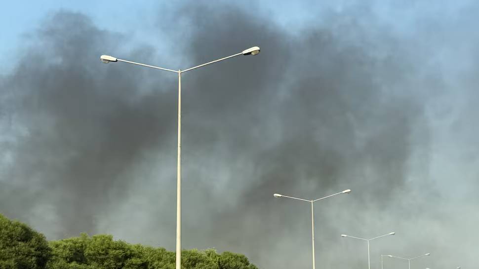 Qatar israel attack: ഖത്തറിൽ ആക്രമണം നടത്തി ഇസ്രയേൽ; ആക്രമണം വെടിനിർത്തൽ ധാരണകൾ സംബന്ധിച്ച ചർച്ചയ്ക്കിടെ Qatar israel attack: ഖത്തറിൽ ആക്രമണം നടത്തി ഇസ്രയേൽ; ആക്രമണം വെടിനിർത്തൽ ധാരണകൾ സംബന്ധിച്ച ചർച്ചയ്ക്കിടെ