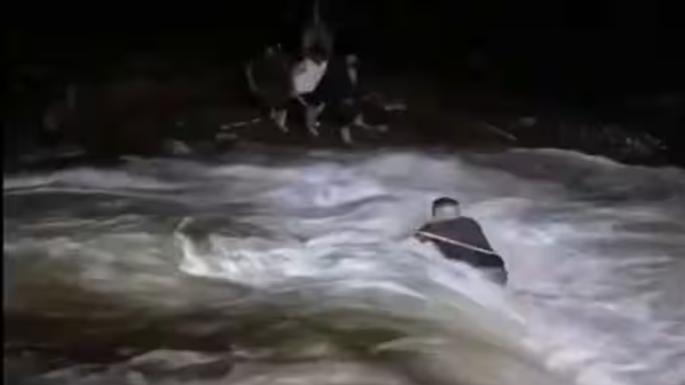 Sikkim Landslide: സിക്കിം മണ്ണിടിച്ചിലിൽ നാല് പേർ മരിച്ചു, മൂന്ന് പേരെ കാണാതായി; രക്ഷാപ്രവർത്തനങ്ങൾ തുടരുന്നു Sikkim Landslide: സിക്കിം മണ്ണിടിച്ചിലിൽ നാല് പേർ മരിച്ചു, മൂന്ന് പേരെ കാണാതായി; രക്ഷാപ്രവർത്തനങ്ങൾ തുടരുന്നു