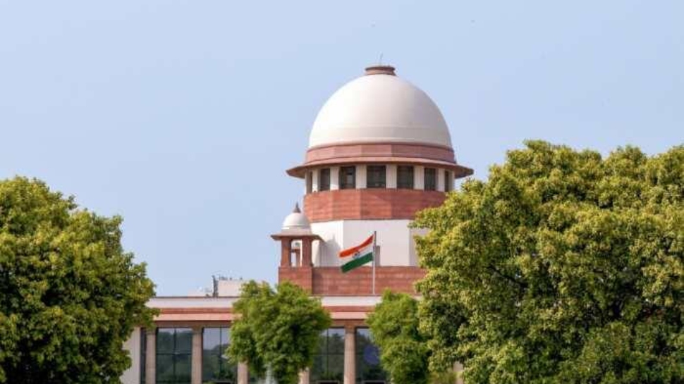 Waqf Bill: വഖഫ് ഭേദഗതി നിയമത്തിന് സുപ്രീം കോടതിയുടെ ഭാഗീക സ്റ്റേ; ചില വകുപ്പുകൾക്ക് സംരക്ഷണം ആവശ്യമാണെന്ന് കോടതി Waqf Bill: വഖഫ് ഭേദഗതി നിയമത്തിന് സുപ്രീം കോടതിയുടെ ഭാഗീക സ്റ്റേ; ചില വകുപ്പുകൾക്ക് സംരക്ഷണം ആവശ്യമാണെന്ന് കോടതി