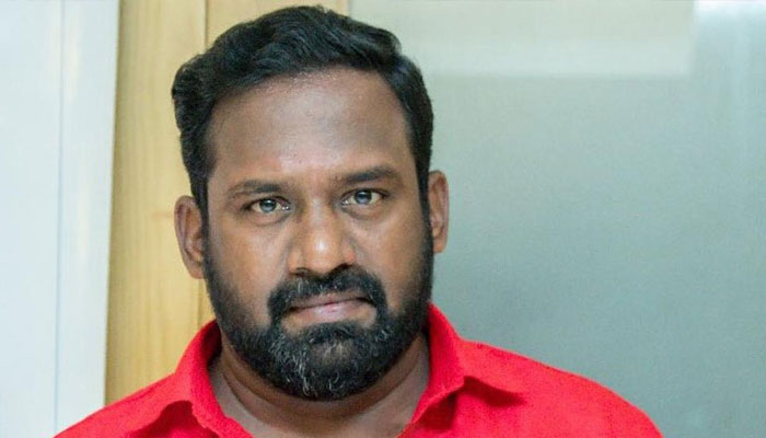 Actor Robo Shankar Passed Away: തമിഴ് ഹാസ്യ നടൻ റോബോ ശങ്കർ സിനിമാ സെറ്റിൽ കുഴഞ്ഞുവീണു മരിച്ചു Actor Robo Shankar Passed Away: തമിഴ് ഹാസ്യ നടൻ റോബോ ശങ്കർ സിനിമാ സെറ്റിൽ കുഴഞ്ഞുവീണു മരിച്ചു