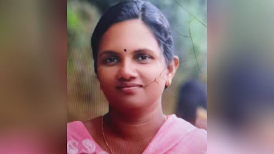 Punalur Crime News: പുനലൂരിൽ ഭർത്താവ് ഭാര്യയെ വെട്ടിക്കൊന്നത് മക്കളുടെ മുന്നിൽ വച്ച്
