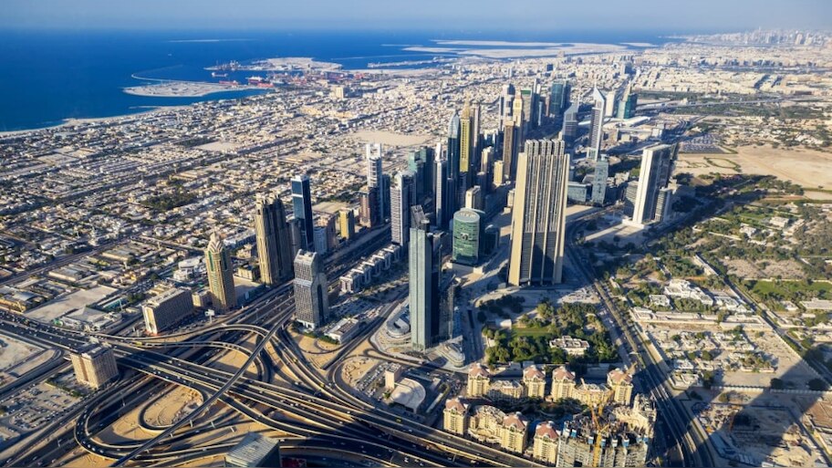 UAE Visa: ഒമ്പത് രാജ്യങ്ങൾക്ക് വിസ വിലക്ക് ഏർപ്പെടുത്തി യുഎഇ; ആരോഗ്യ, സുരക്ഷാ ആശങ്ക
