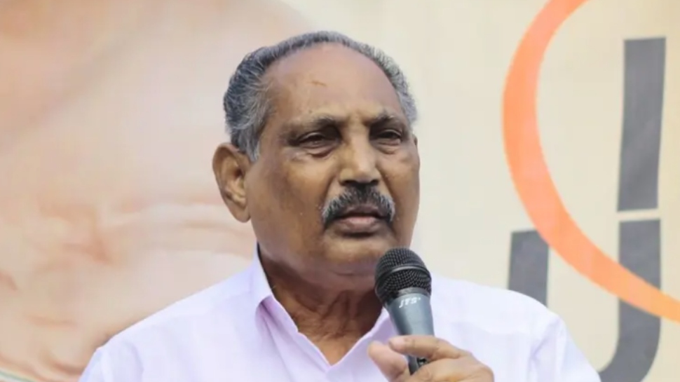 Wayanad DCC President: വയനാട് ഡിസിസി പ്രസിഡന്റ് രാജിവച്ചു; രാജി ജില്ലയിലെ കടുത്ത വിഭാഗീയതയ്ക്കിടെ Wayanad DCC President: വയനാട് ഡിസിസി പ്രസിഡന്റ് രാജിവച്ചു; രാജി ജില്ലയിലെ കടുത്ത വിഭാഗീയതയ്ക്കിടെ