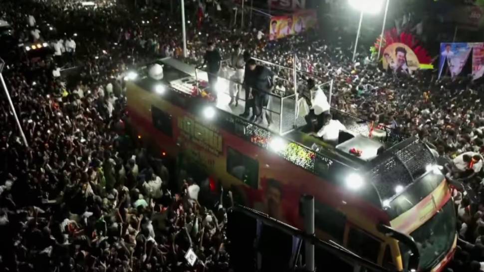 Karur Rally Stampede: കരൂർ റാലി ദുരന്തം; അനുശോചനം അറിയിച്ച് രാഷ്ട്രപതിയും പ്രധാനമന്ത്രിയും Karur Rally Stampede: കരൂർ റാലി ദുരന്തം; അനുശോചനം അറിയിച്ച് രാഷ്ട്രപതിയും പ്രധാനമന്ത്രിയും