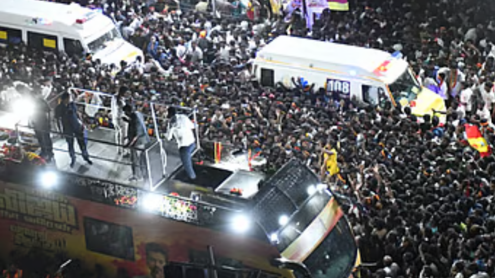 Karur Rally Stampede: കരൂർ ദുരന്തം; അനുശോചനം അറിയിച്ച് മുഖ്യമന്ത്രി പിണറായി വിജയനും വി.ഡി സതീശനും, സഹായം വാഗ്ദാനം ചെയ്ത് വീണാ ജോർജ് Karur Rally Stampede: കരൂർ ദുരന്തം; അനുശോചനം അറിയിച്ച് മുഖ്യമന്ത്രി പിണറായി വിജയനും വി.ഡി സതീശനും, സഹായം വാഗ്ദാനം ചെയ്ത് വീണാ ജോർജ്