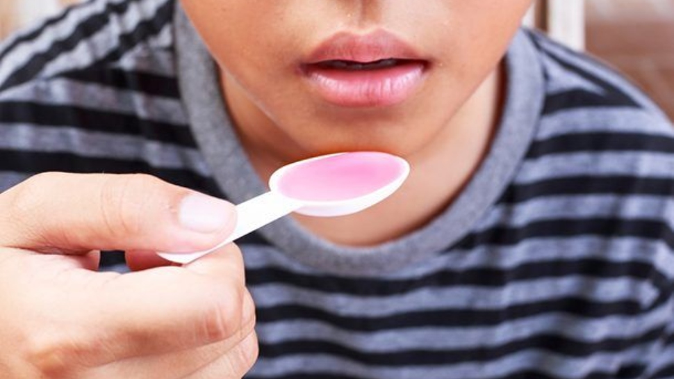 Cough Syrup Death: ചുമക്കുള്ള മരുന്ന് കഴിച്ച് 12 കുട്ടികൾ മരിച്ചു, കോൾഡ്രിഫ് നിരോധിച്ച് സംസ്ഥാനങ്ങൾ Cough Syrup Death: ചുമക്കുള്ള മരുന്ന് കഴിച്ച് 12 കുട്ടികൾ മരിച്ചു, കോൾഡ്രിഫ് നിരോധിച്ച് സംസ്ഥാനങ്ങൾ