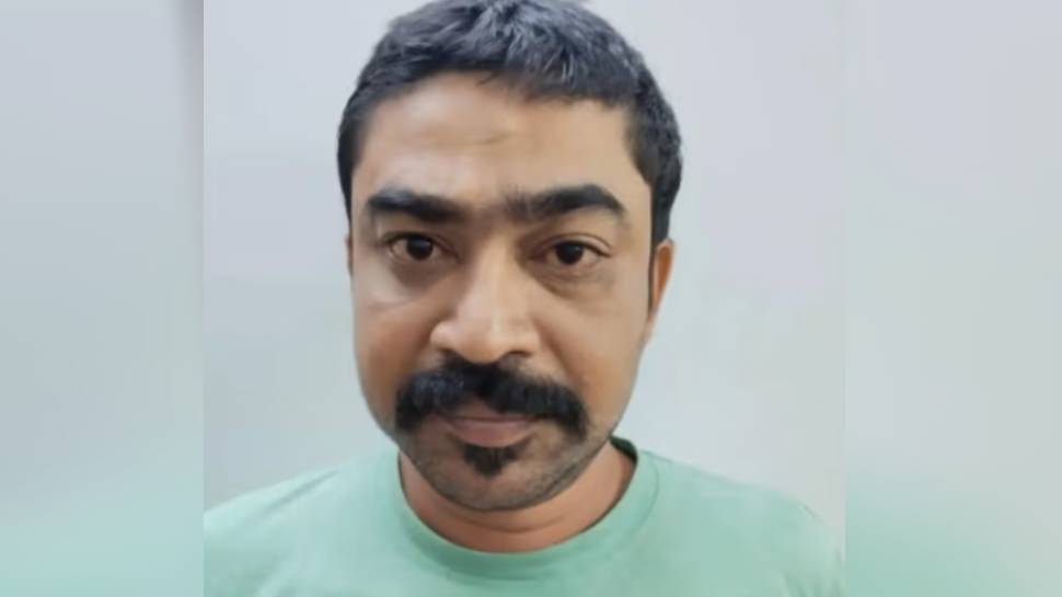 Thrissur News: ലോട്ടറി ടിക്കറ്റിന്റെ കളര് പ്രിന്റ് കോപ്പി നല്കി പണം തട്ടി; 40കാരൻ അറസ്റ്റില് Thrissur News: ലോട്ടറി ടിക്കറ്റിന്റെ കളര് പ്രിന്റ് കോപ്പി നല്കി പണം തട്ടി; 40കാരൻ അറസ്റ്റില്