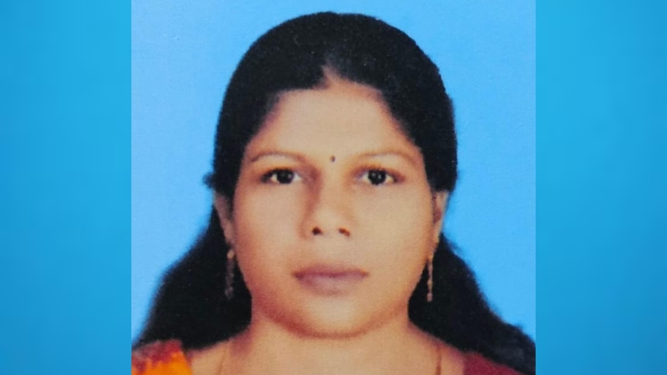 Fire Accident: ഗ്യാസ് ലീക്ക് ആയി തീപടർന്നു; പൊള്ളലേറ്റ് വീട്ടമ്മ മരിച്ചു Fire Accident: ഗ്യാസ് ലീക്ക് ആയി തീപടർന്നു; പൊള്ളലേറ്റ് വീട്ടമ്മ മരിച്ചു