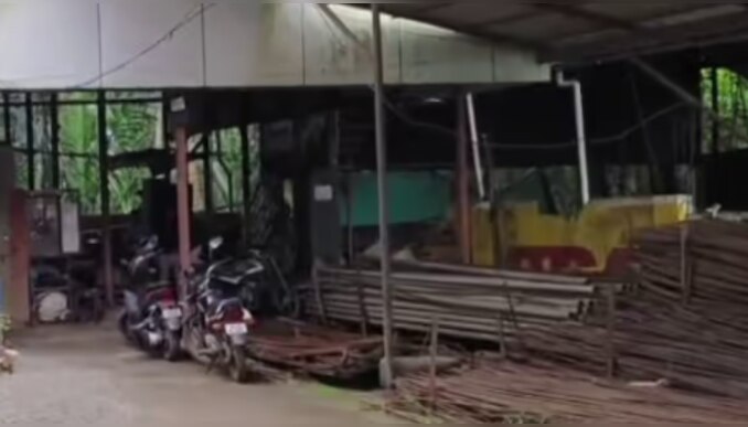 Robbery In Kochi: പെപ്പർ സ്പ്രേ അടിച്ചു, ശേഷം തോക്കുചൂണ്ടി കവർച്ച; സംഭവം കൊച്ചിയിൽ, ഒരാൾ പിടിയിൽ