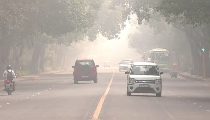 Delhi AQI: വായു ഗുണനിലവാര സൂചിക 300ന് മുകളിൽ; ദീപാവലി വാരാന്ത്യത്തിൽ ഡൽഹി വായുമലിനീകരണത്തിലേക്ക്