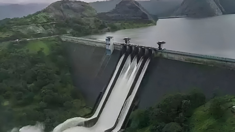 Heavy rain In Idukki: മുല്ലപ്പെരിയാറിൽ ജലനിരപ്പ് വർധിക്കുന്നു; ഷട്ടർ വീണ്ടും തുറക്കും; താഴ്ന്ന പ്രദേശങ്ങളിൽ വെള്ളം കയറാൻ സാധ്യത