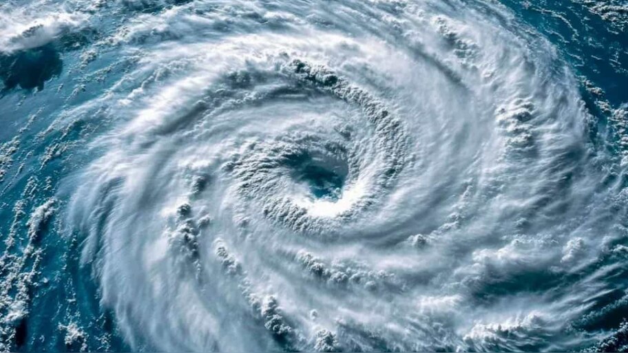Montha Cyclone: ജീവനെടുത്ത് മോൻതാ; ആന്ധ്രയിൽ നാല് മരണം, വൻ കൃഷിനാശം