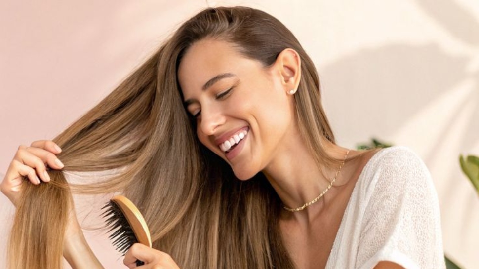 Hair Care: മുടി തഴച്ച് വളരണമെങ്കിൽ ഈ കാര്യങ്ങൾ മാത്രം ചെയ്താൽ മതി Hair Care: മുടി തഴച്ച് വളരണമെങ്കിൽ ഈ കാര്യങ്ങൾ മാത്രം ചെയ്താൽ മതി