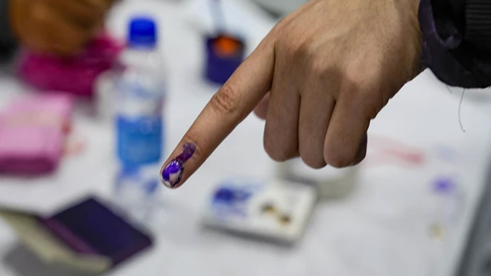 Bihar Assembly Election Phase 1: ബിഹാർ നിയമസഭാ തിരഞ്ഞെടുപ്പ്: ആദ്യഘട്ട വോട്ടെടുപ്പ് നാളെ; ഇന്ന് നിശബ്ദ പ്രചാരണം Bihar Assembly Election Phase 1: ബിഹാർ നിയമസഭാ തിരഞ്ഞെടുപ്പ്: ആദ്യഘട്ട വോട്ടെടുപ്പ് നാളെ; ഇന്ന് നിശബ്ദ പ്രചാരണം