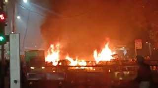 Delhi Blast News: നടന്നത് ഇരട്ട സ്ഫോടനം? തീഗോളം ഉയർന്നെന്ന് ദൃക്സാക്ഷി- VIDEO Delhi Blast News: നടന്നത് ഇരട്ട സ്ഫോടനം? തീഗോളം ഉയർന്നെന്ന് ദൃക്സാക്ഷി- VIDEO