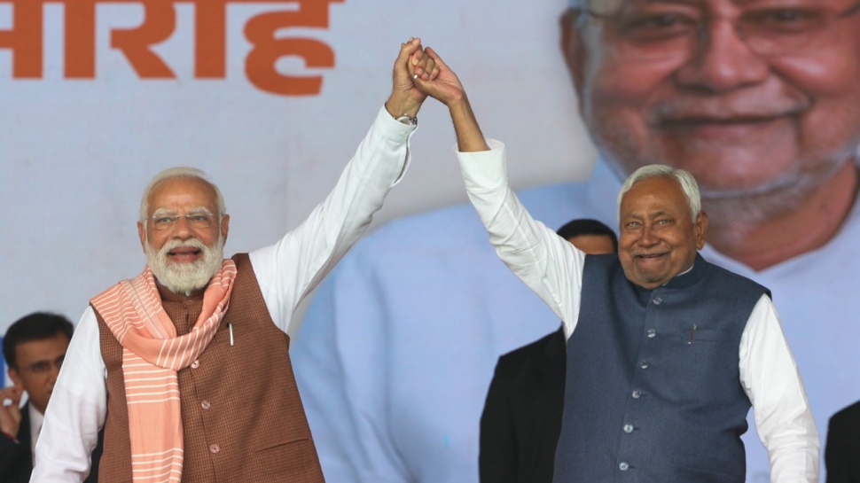 Bihar: നിതീഷ് കുമാറിന് പത്താം ഉദയം; ബീഹാർ മുഖ്യമന്ത്രിയായി സത്യപ്രതിജ്ഞ ചെയ്തു Bihar: നിതീഷ് കുമാറിന് പത്താം ഉദയം; ബീഹാർ മുഖ്യമന്ത്രിയായി സത്യപ്രതിജ്ഞ ചെയ്തു