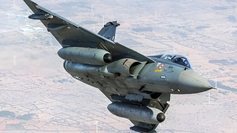 Tejas Fighter Jet: 24 വർഷത്തിനിടെ 2 അപകടങ്ങൾ: ദുബായ് എയർ ഷോയിൽ തകർന്ന തേജസ് യുദ്ധവിമാനത്തെ കുറിച്ച് അറിയാം