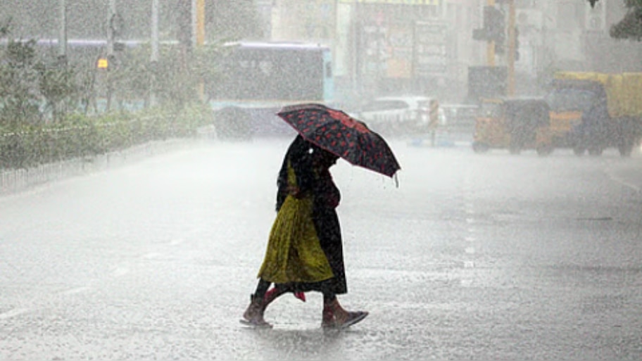 Rain Alert: സംസ്ഥാനത്ത് അടുത്ത മൂന്ന് മണിക്കൂറിൽ മഴ കനക്കും; കേന്ദ്ര കാലാവസ്ഥാ വിഭാഗം മുന്നറിയിപ്പ്