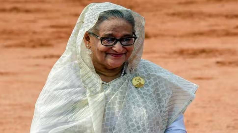 Sheikh Hasina: 'ഷെയ്ഖ് ഹസീനയെ കൈമാറണം'; ഇന്ത്യയോട് രേഖാമൂലം ആവശ്യപ്പെട്ട് ബംഗ്ലാദേശ് Sheikh Hasina: 'ഷെയ്ഖ് ഹസീനയെ കൈമാറണം'; ഇന്ത്യയോട് രേഖാമൂലം ആവശ്യപ്പെട്ട് ബംഗ്ലാദേശ്