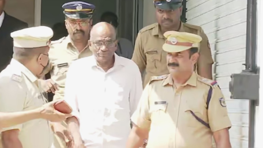 Sabarimala Gold Theft Case: ശബരിമല സ്വര്‍ണക്കൊള്ളക്കേസ്; സ്വർണപ്പാളികൾ കൈമാറിയത് എൻ വാസു വിരമിച്ച ശേഷം, ജാമ്യാപേക്ഷയിൽ വിധി ഡിസംബര്‍ 3ന്
