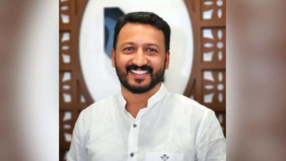 Rahul Mamkootathil: രാഹുൽ മാങ്കൂട്ടത്തിലിനെതിരായ രണ്ടാമത്തെ കേസിലെ പരാതിക്കാരിയെ തിരിച്ചറിഞ്ഞു; പ്രത്യേക അന്വേഷണ സംഘം മൊഴിയെടുക്കും Rahul Mamkootathil: രാഹുൽ മാങ്കൂട്ടത്തിലിനെതിരായ രണ്ടാമത്തെ കേസിലെ പരാതിക്കാരിയെ തിരിച്ചറിഞ്ഞു; പ്രത്യേക അന്വേഷണ സംഘം മൊഴിയെടുക്കും