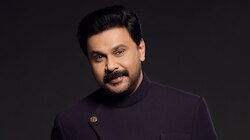 കുറ്റവിമുക്തനാക്കിയതിൽ സന്തോഷം; കോടതി മുറ്റത്ത് മധുരം വിതരണം ചെയ്ത് ദിലീപ് ആരാധകർ
