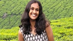 ശരീരത്തിൽ മുറിവുകൾ; തലയിൽ കല്ലുപയോഗിച്ച് മർദിച്ച പാടുകൾ; 19 കാരിയുടെ മരണം കൊലപാതകം