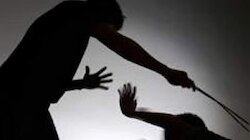 Kottayam News: 'ചോദ്യം ചോദിച്ചത് കേട്ടില്ല'; കോട്ടയത്ത് 5ാം ക്ലാസുകാരന് അധ്യാപകന്റെ മർദ്ദനം, തോളെല്ലിന് പൊട്ടൽ