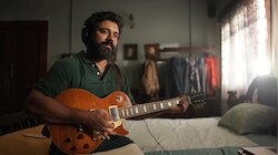 Sarvam Maya Review: ''പേടിപ്പിച്ചില്ല, ചിരിപ്പിച്ച് രസിപ്പിച്ചു''; സർവ്വം മായ നിവിൻ പോളിയുടെ തിരിച്ച് വരവോ? 