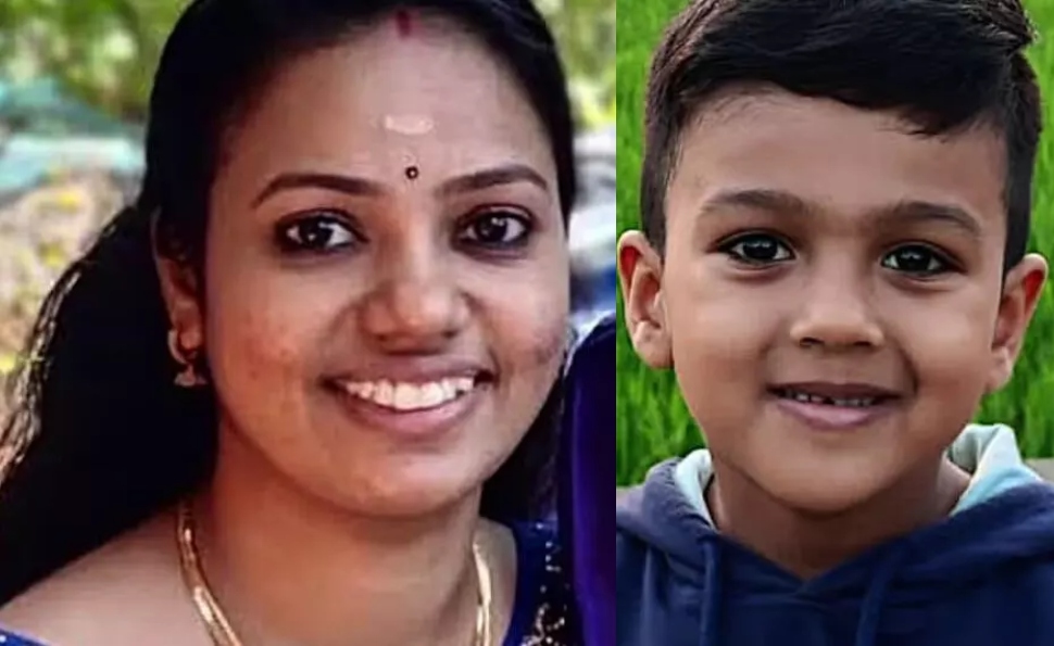 Mother And Child Dead: അമ്മയും മകനും കിടപ്പുമുറിയിൽ മരിച്ച നിലയിൽ; മകന്റെ മൃതദേഹം കട്ടിലിൽ, അമ്മ തൂങ്ങിമരിച്ച നിലയിൽ Mother And Child Dead: അമ്മയും മകനും കിടപ്പുമുറിയിൽ മരിച്ച നിലയിൽ; മകന്റെ മൃതദേഹം കട്ടിലിൽ, അമ്മ തൂങ്ങിമരിച്ച നിലയിൽ