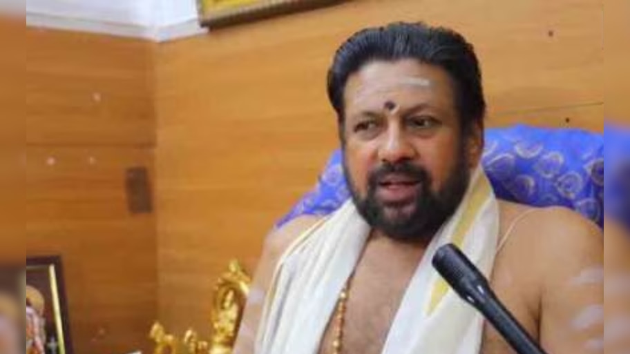Sabarimala gold theft case: ശബരിമല സ്വർണ്ണക്കൊള്ള; തന്ത്രി കണ്ഠരര് രാജീവരരെ പ്രത്യേക അന്വേഷണ സംഘം ചോദ്യം ചെയ്യുന്നു