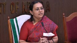 സൈബർ ആക്രമണത്തിൽ തെരഞ്ഞെടുപ്പ് കമ്മീഷന് പരാതി നൽകി ആരോഗ്യ മന്ത്രി വീണ ജോർജ്