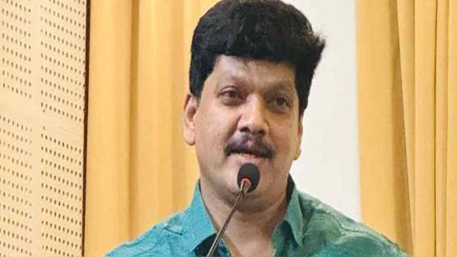 Kozhikode DCC General Secretary Nijesh Aravind resigns | കോഴിക്കോട് ...