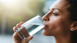 Water after meals: ഭക്ഷണശേഷം എത്ര സമയം കഴിഞ്ഞിട്ട് വെള്ളം കുടിക്കാം? 