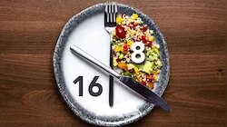Intermittent Fasting: കലോറിയുടെ അളവ് നോക്കാതെ ഭാരം കുറയ്ക്കാൻ ഇന്റർമിറ്റന്റ് ഫാസ്റ്റിംഗ് ആണോ ബെസ്റ്റ്? അറിയാം...