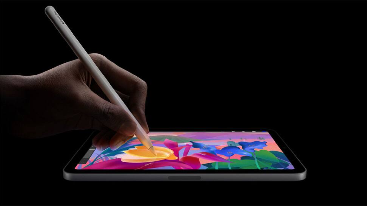 iPad Mini: ഐപാഡ് മിനിയിൽ വൻ മാറ്റങ്ങളുമായി ആപ്പിൾ; OLED ഡിസ്പ്ലേയും വേഗതയേറിയ പ്രൊസസറും വരുന്നു... iPad Mini: ഐപാഡ് മിനിയിൽ വൻ മാറ്റങ്ങളുമായി ആപ്പിൾ; OLED ഡിസ്പ്ലേയും വേഗതയേറിയ പ്രൊസസറും വരുന്നു...