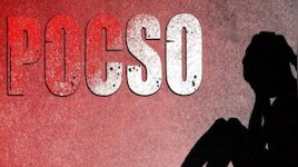 Pocso Case: പത്തനംതിട്ടയിൽ പത്താംക്ലാസുകാരിയെ പീഡിപ്പിച്ച കേസിൽ പിതാവടക്കം ഏഴ് പ്രതികൾ; രണ്ട് പേർ അറസ്റ്റിൽ