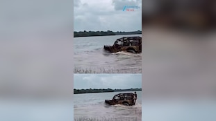 പാലക്കാട് ഡാം റിസർവോയറിൽ ജീപ്പിൽ യുവാക്കളുടെ അഭ്യാസപ്രകടനം