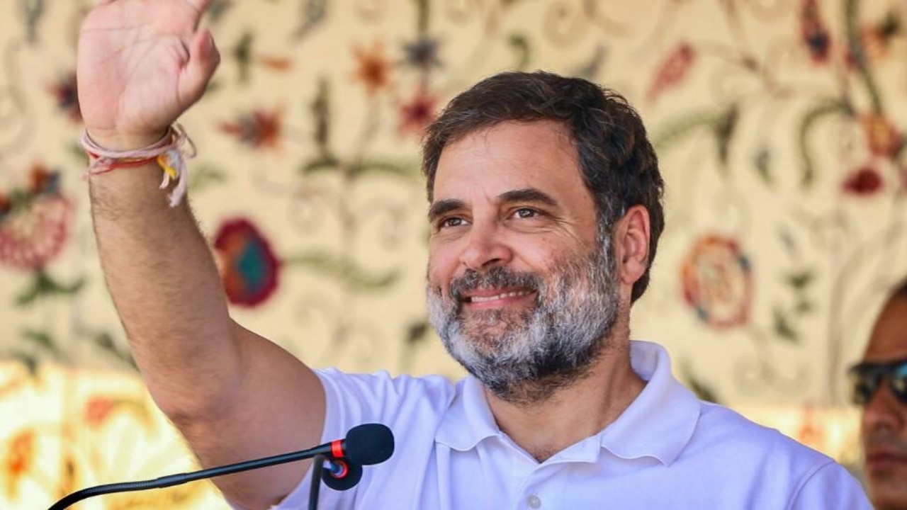 സവർക്കർ പരാമർശം: രാഹുൽ ഗാന്ധിക്കെതിരായ കേസ് സുപ്രീംകോടതി റദ്ദാക്കി