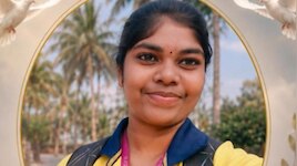 നഴ്‌സിംഗ് വിദ്യാർത്ഥിനി കോളേജ് കെട്ടിടത്തിൽ നിന്ന് ചാടി ജീവനൊടുക്കി; അധ്യാപികയുടെ മാനസികപീഡനമെന്ന് ആരോപണം