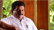 PV Anvar: &#039;എഡിജിപി ആർഎസ്എസ് നേതാവുമായി കൂടിക്കാഴ്ച നടത്തിയത് പ്രതിപക്ഷ നേതാവിന് വേണ്ടി&#039;: ആരോപണങ്ങളുമായി പിവി അൻവർ എംഎൽഎ