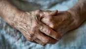 Abandoned Old Woman: തൃശൂരില്‍ 68 വയസായ വയോധികയെ മക്കൾ ഉപേക്ഷിച്ച നിലയിൽ കണ്ടെത്തി