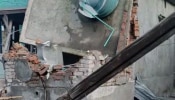 Pahalgam Terror Attack: തിരിച്ചടിച്ച് തുടങ്ങി..! ഇടിച്ചുനിരത്തി മറുപടി നൽകി ഭരണകൂടം; പഹൽ​ഗാം ആക്രമണം നടത്തിയ ഭീകരരുടെ വീടുകൾ തകർത്തു