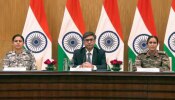 India Pakistan War: തിരിച്ചടിക്കില്ലെന്ന് കണക്കുകൂട്ടി, യാത്രാവിമാനങ്ങളെ മറയാക്കി പാകിസ്ഥാൻ; വിവരങ്ങൾ എടുത്ത് പറഞ്ഞ് സേന