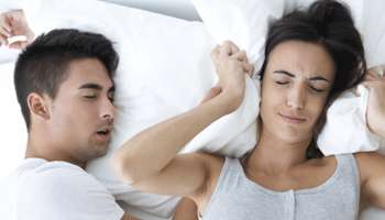 Snoring: നിങ്ങൾ കൂർക്കം വലിക്കാറുണ്ടോ? സൂക്ഷിക്കുക അപകടം പതിയിരിപ്പുണ്ടാകാം