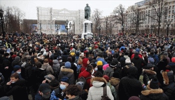 Russia protests: അലക്​സി നവാല്‍നിയുടെ മോചനമാവശ്യപ്പെട്ട് റഷ്യയില്‍ പ്രതിഷേധം,  4,500 പേര്‍  അറസ്റ്റില്‍ 