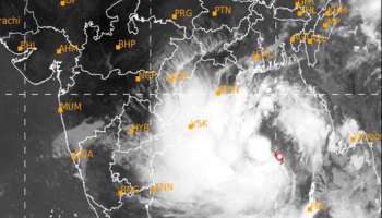 Cyclone Yaas: യാസ് ചുഴലിക്കാറ്റ് ഇന്ന് കര തൊടും; തീരദേശങ്ങളിൽ നിന്നും ആളുകളെ മാറ്റിത്തുടങ്ങി  