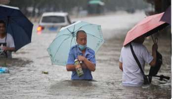 China Flood : ചൈനയിൽ വെള്ളപ്പൊക്കത്തെ തുടർന്ന് 12 പേർ മരിച്ചു; 1,00,000 പേരെ മാറ്റി പാർപ്പിച്ചു